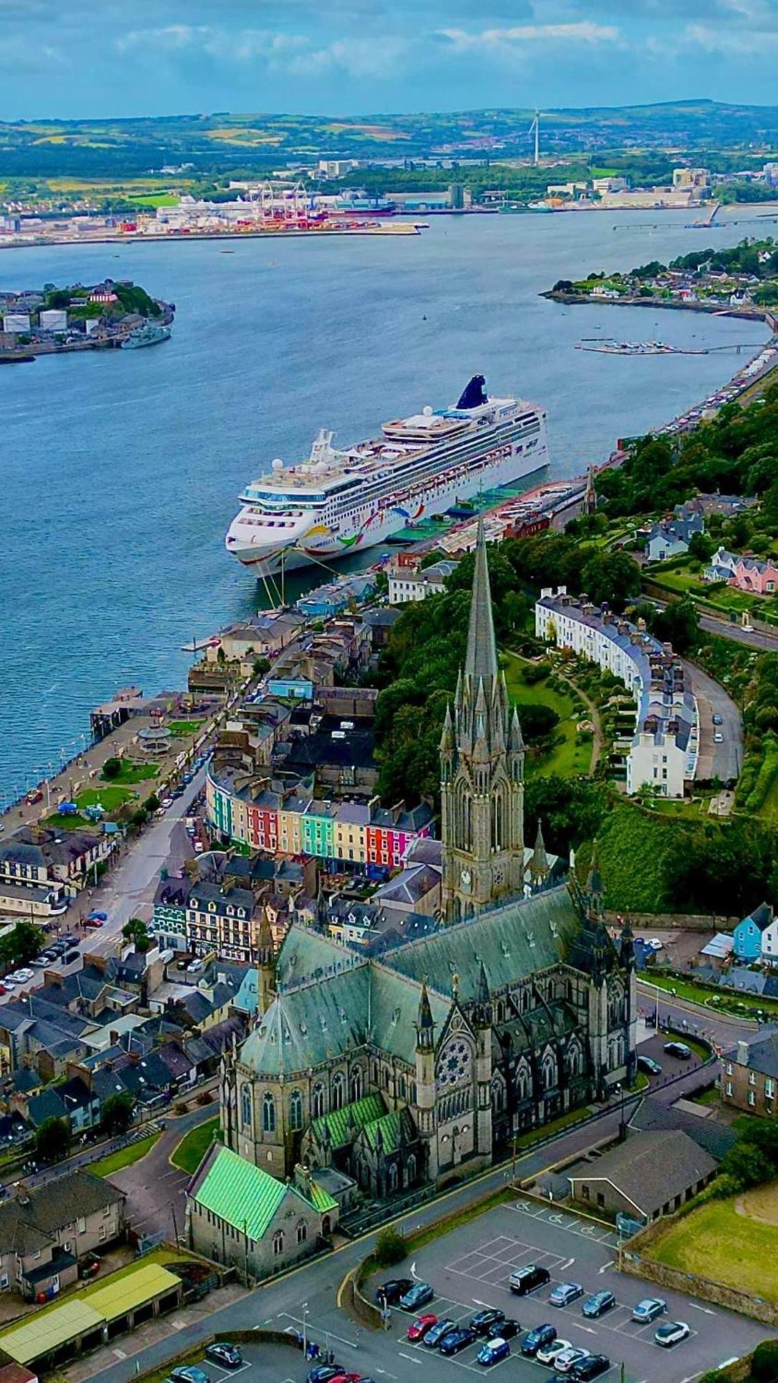 Sea View Flat Cobh Lägenhet Exteriör bild
