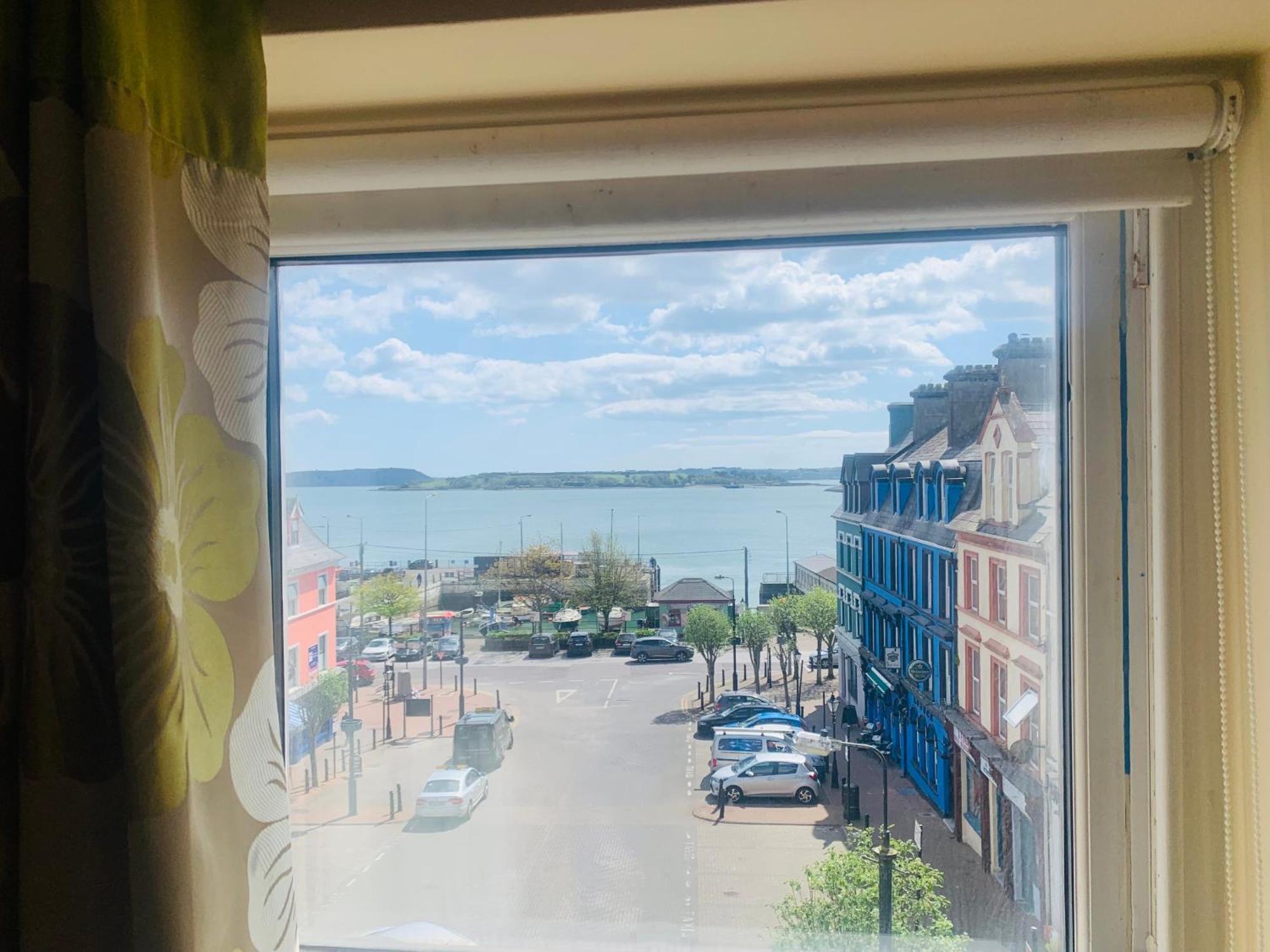 Sea View Flat Cobh Lägenhet Exteriör bild